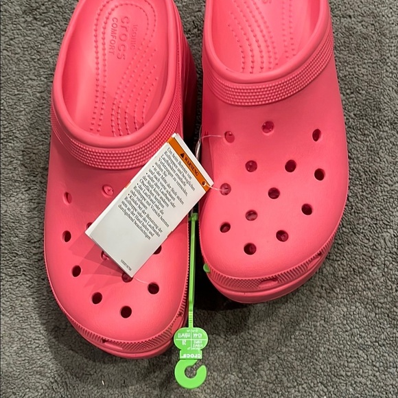 Crocs Siren Clog Size M10/W12 Hyper Pink NWT - Picture 15 of 15
